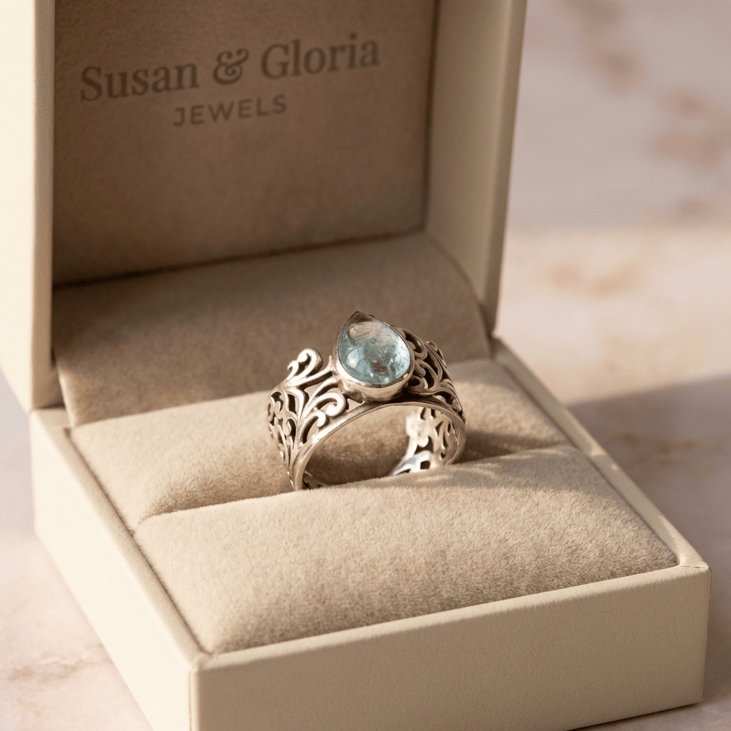 Silver Labradorite Vintage Ring by Rose & Oliver - product image 3