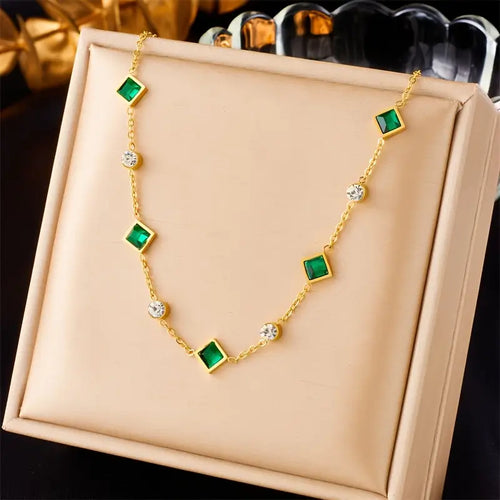 Amelisse Glenwyn Necklace | Gold by Rose & Oliver - product image 1