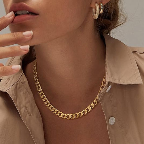 Cavaro™ | Gold Chunky Cuban Link Necklace by Rose & Oliver - product image 1