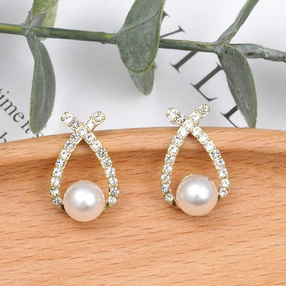 Pearl earrings with glitter by Rose & Oliver - product image 4